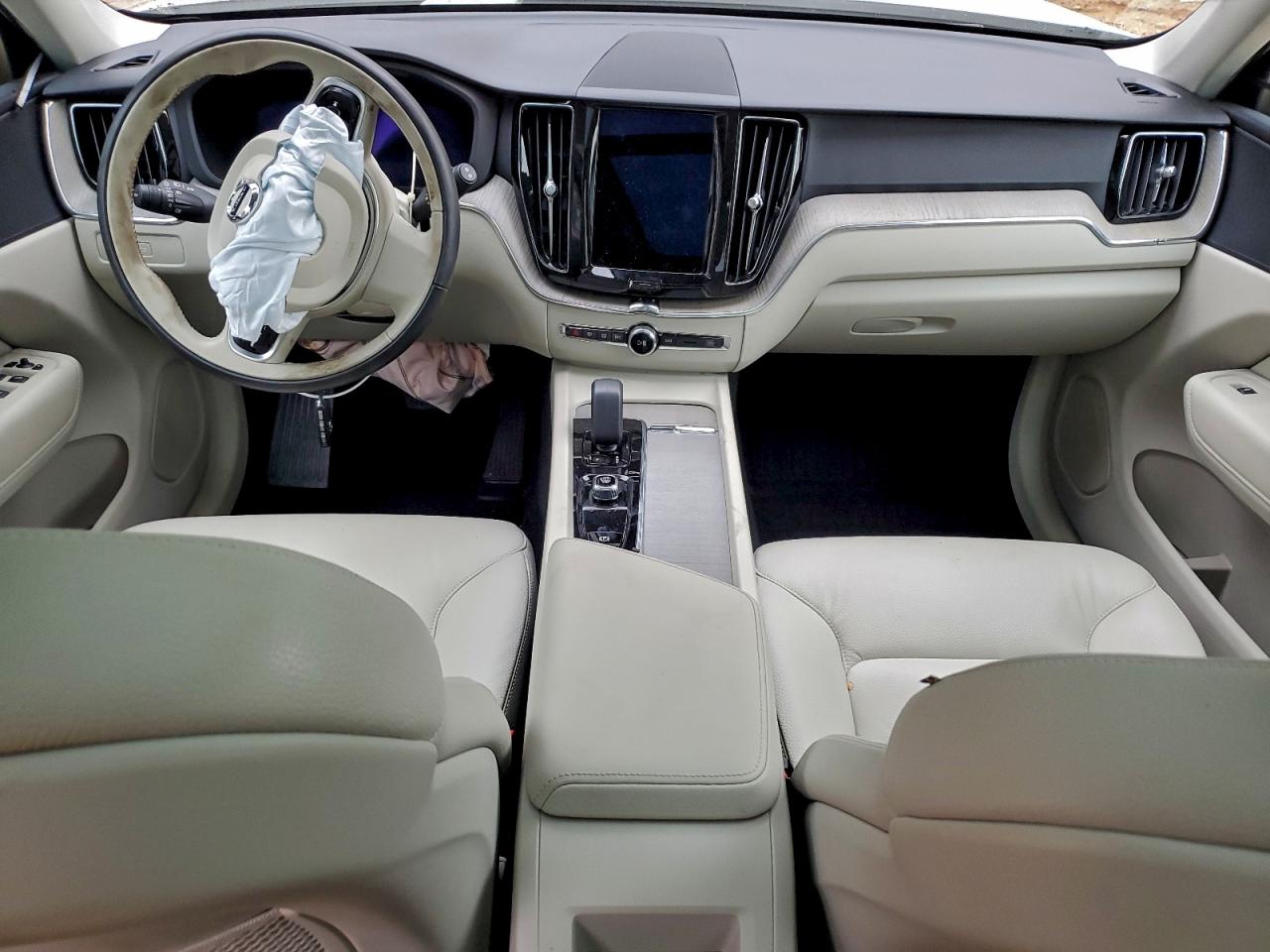 2023 Volvo Xc60 Plus VIN: YV4L12DW1P1300670 Lot: 94249505