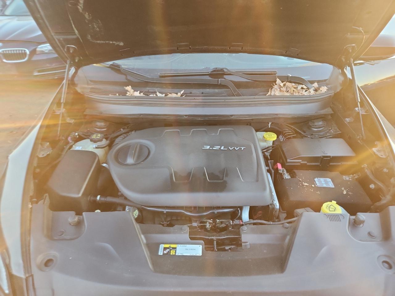 2014 Jeep Cherokee Limited VIN: 1C4PJMDS5EW239742 Lot: 92443615