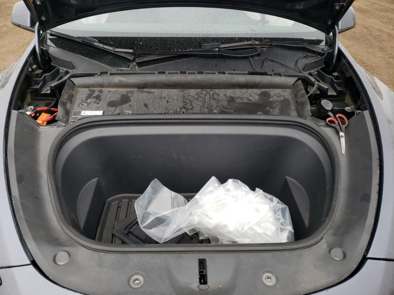 2023 Tesla Model Y VIN: 7SAYGAEE3PF690592 Lot: 92982685