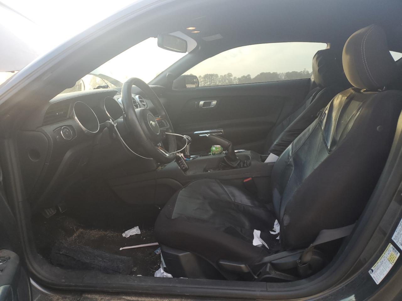 2018 Ford Mustang VIN: 1FA6P8TH2J5107082 Lot: 92045965