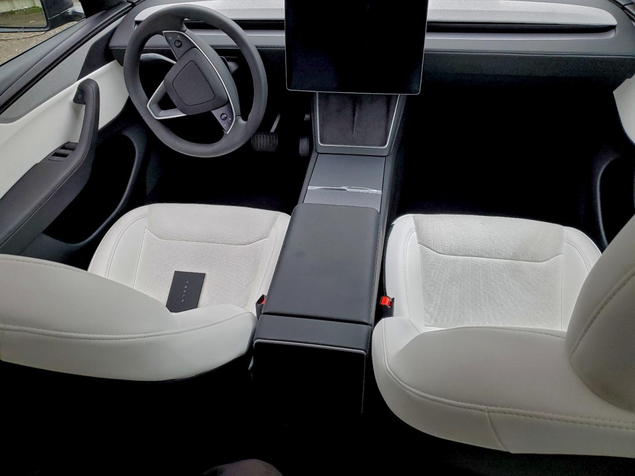 2026 Tesla Model Y VIN: 7SAYGDEEXTF330408 Lot: 93757445