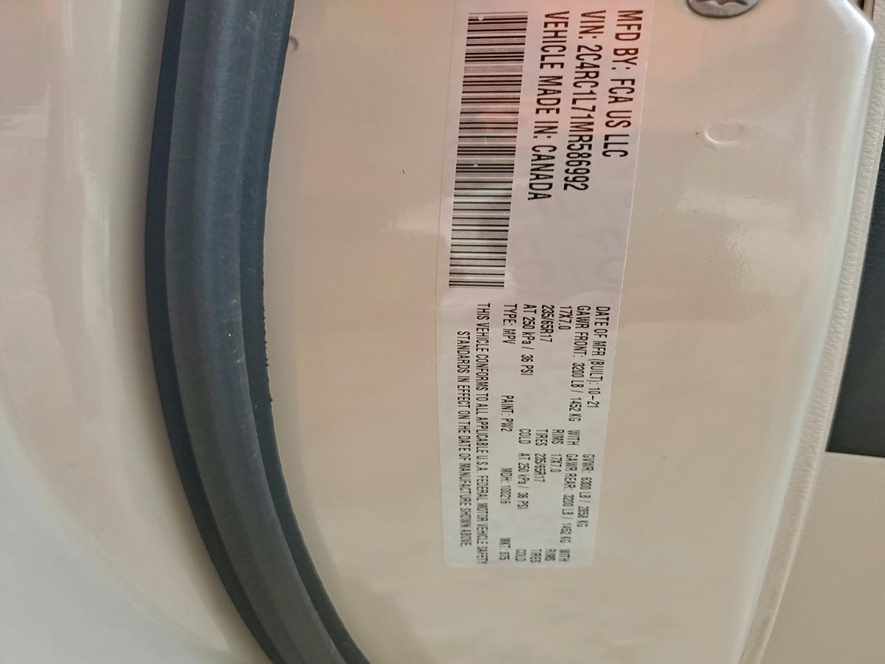 2021 Chrysler Pacifica Hybrid Touring L VIN: 2C4RC1L71MR586992 Lot: 93840915