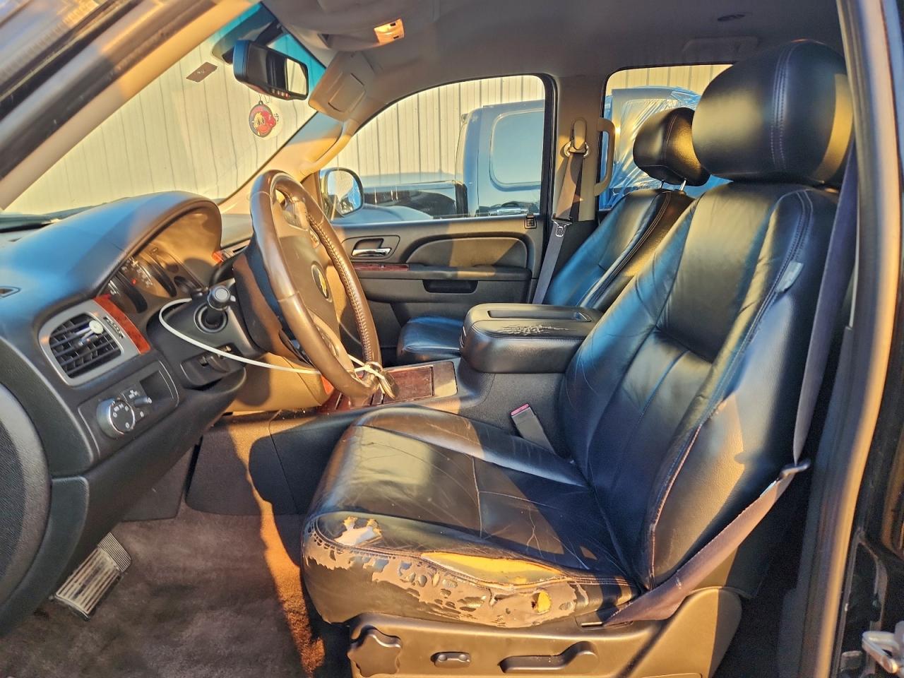 2011 Chevrolet Tahoe C1500 Ls VIN: 1GNSCAE0XBR290672 Lot: 94152945