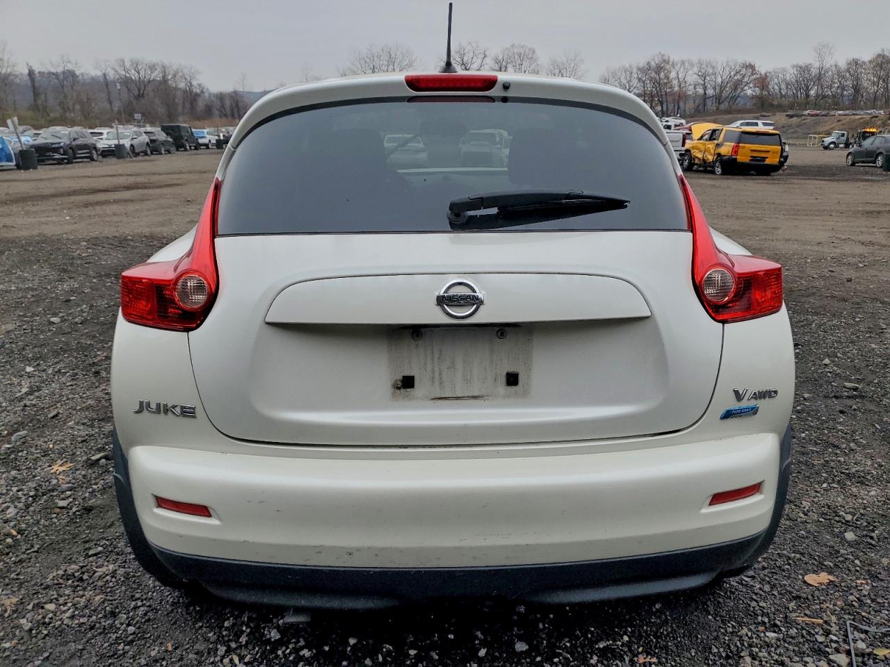 2014 Nissan Juke S VIN: JN8AF5MV1ET481053 Lot: 92891305