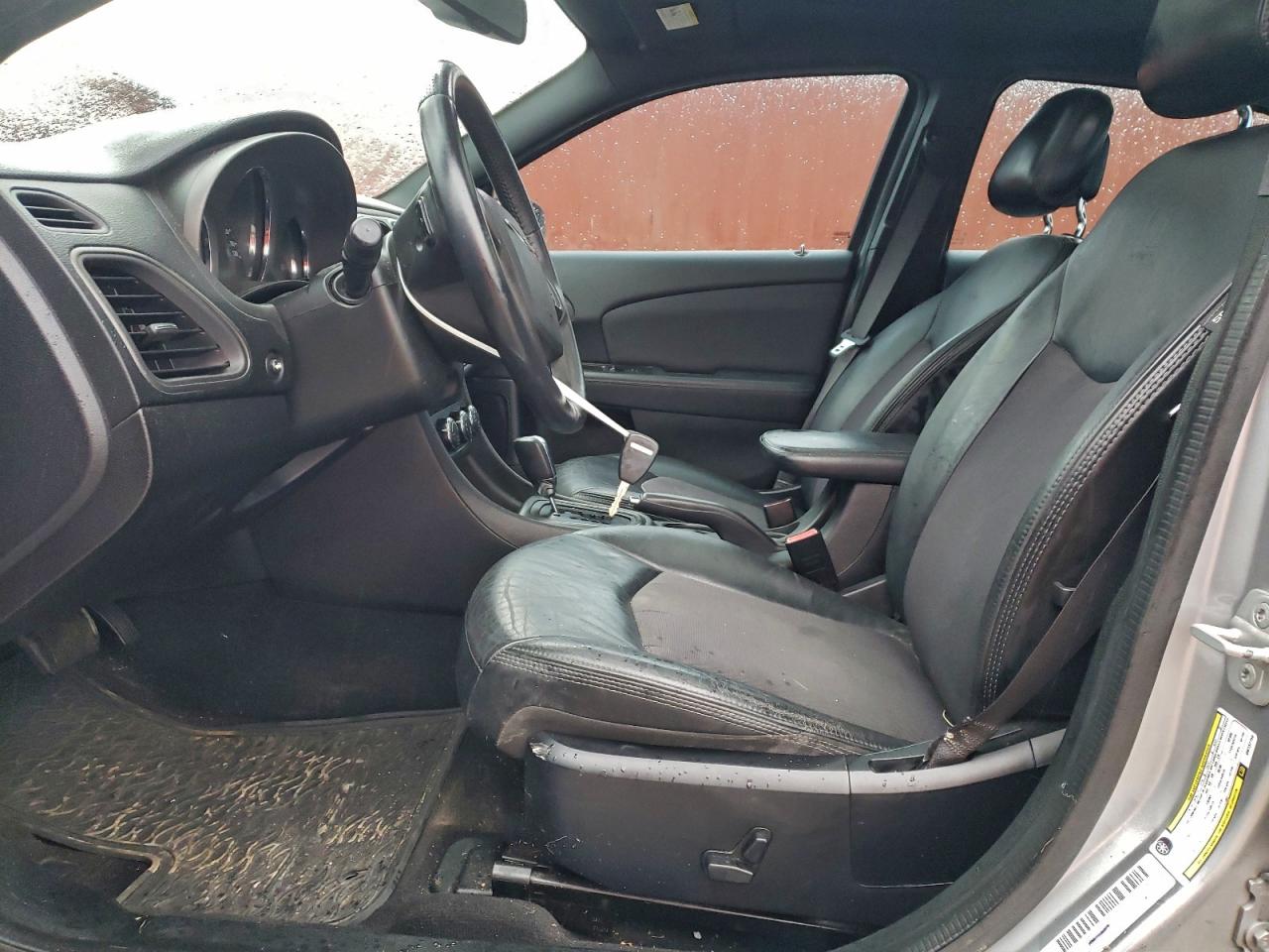 2013 Chrysler 200 Limited VIN: 1C3CCBCG4DN737756 Lot: 93655715