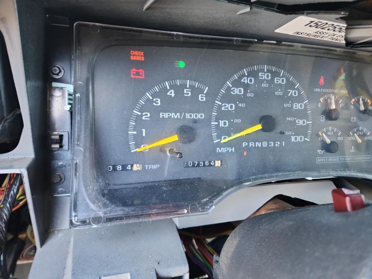 1999 Chevrolet Gmt-400 C1500 VIN: 1GCEC19R2XR107156 Lot: 92433815