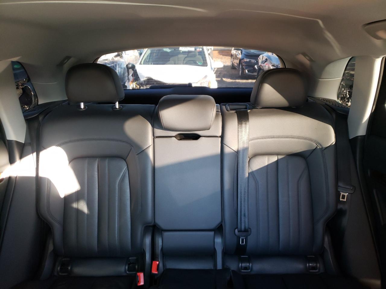 2018 Audi Q5 Premium VIN: WA1ANAFY2J2115188 Lot: 92134285