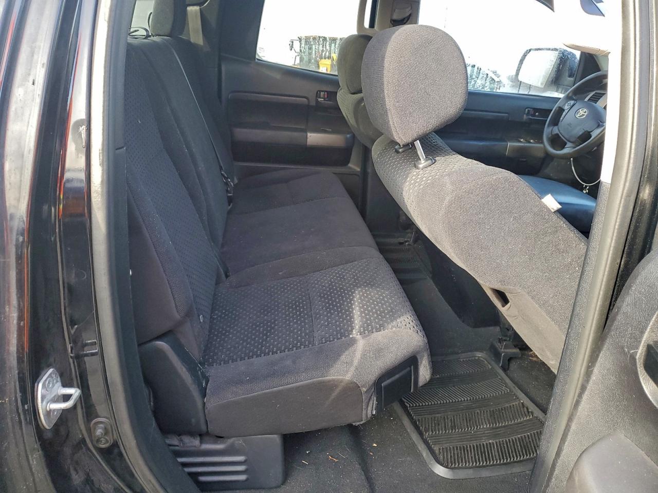 2010 Toyota Tundra Double Cab Sr5 VIN: 5TFUM5F16AX009829 Lot: 94093775