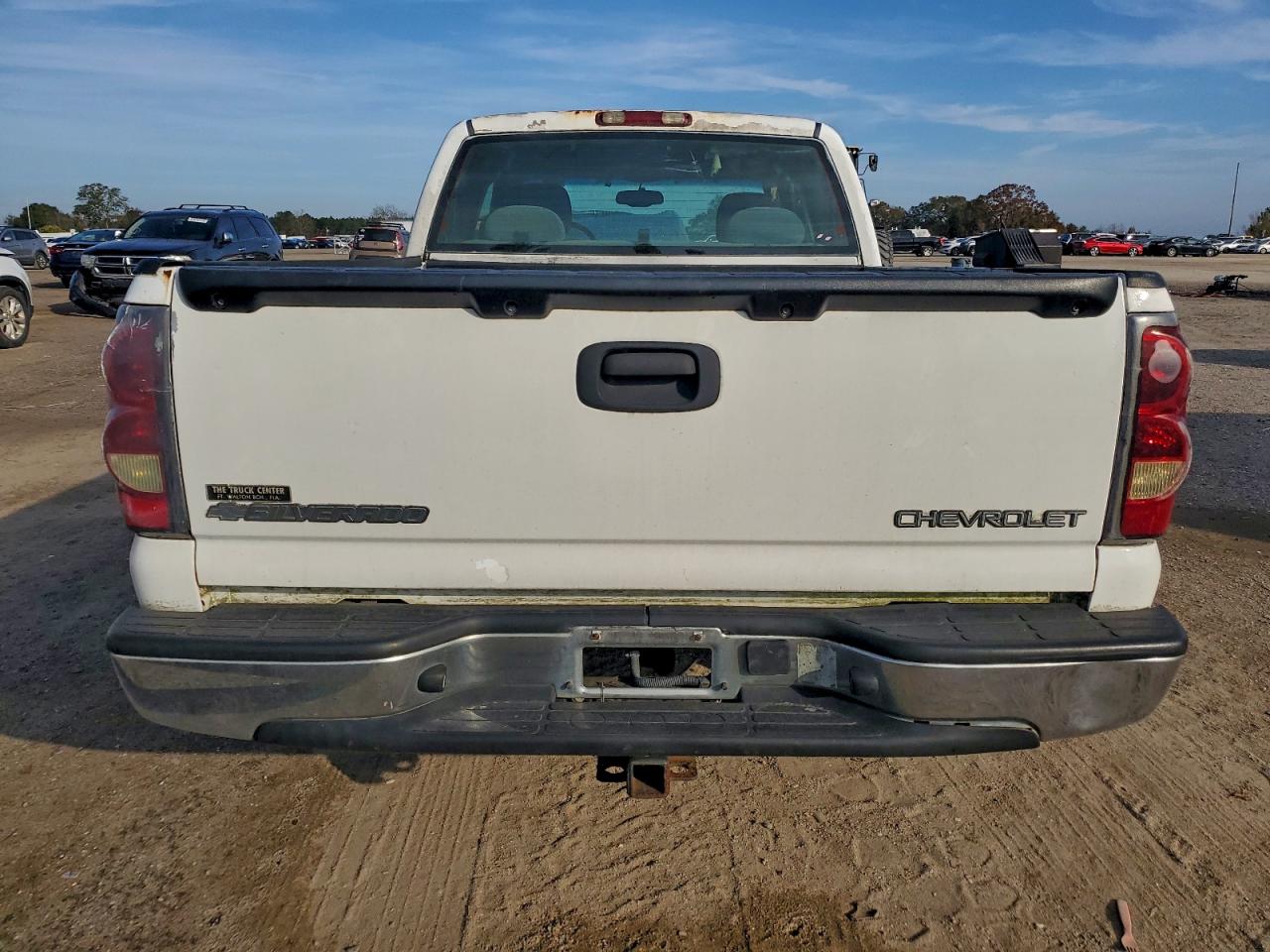 2004 Chevrolet Silverado C1500 VIN: 2GCEC19V141246051 Lot: 93891165