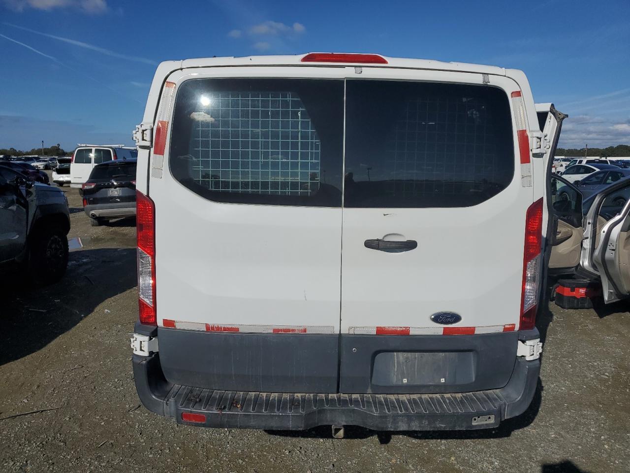 2015 Ford Transit T-250 VIN: 1FTNR1ZM1FKA77271 Lot: 91665735
