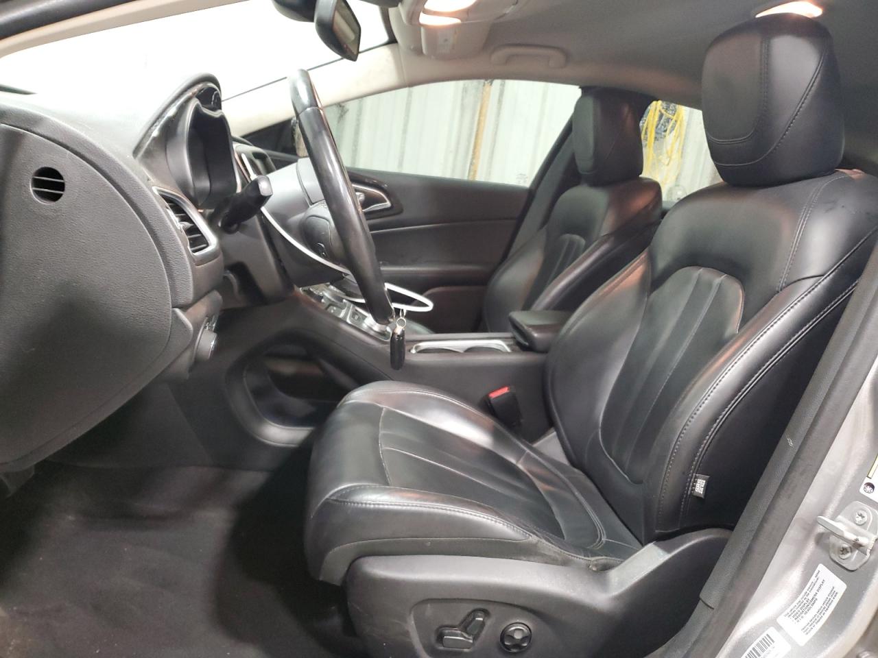 2016 Chrysler 200 C VIN: 1C3CCCCB1GN134228 Lot: 93259945