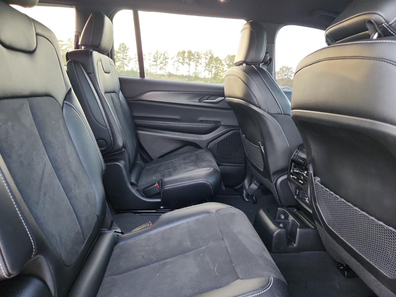 2025 Jeep Grand Cherokee L Laredo VIN: 1C4RJKAG3S8629266 Lot: 93102625