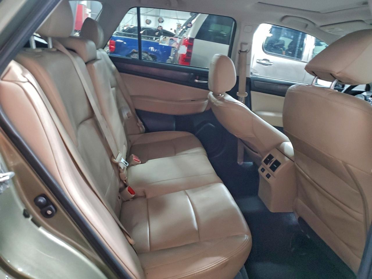 2016 Subaru Outback 2.5I Limited VIN: 4S4BSANC7G3322764 Lot: 93937025