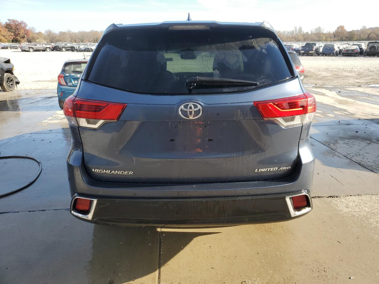 2017 Toyota Highlander Limited VIN: 5TDDZRFH2HS477384 Lot: 93034325
