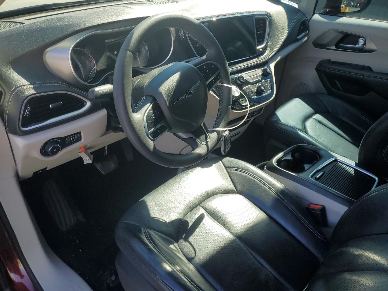 2022 Chrysler Pacifica Touring L VIN: 2C4RC1BG2NR179881 Lot: 91032665