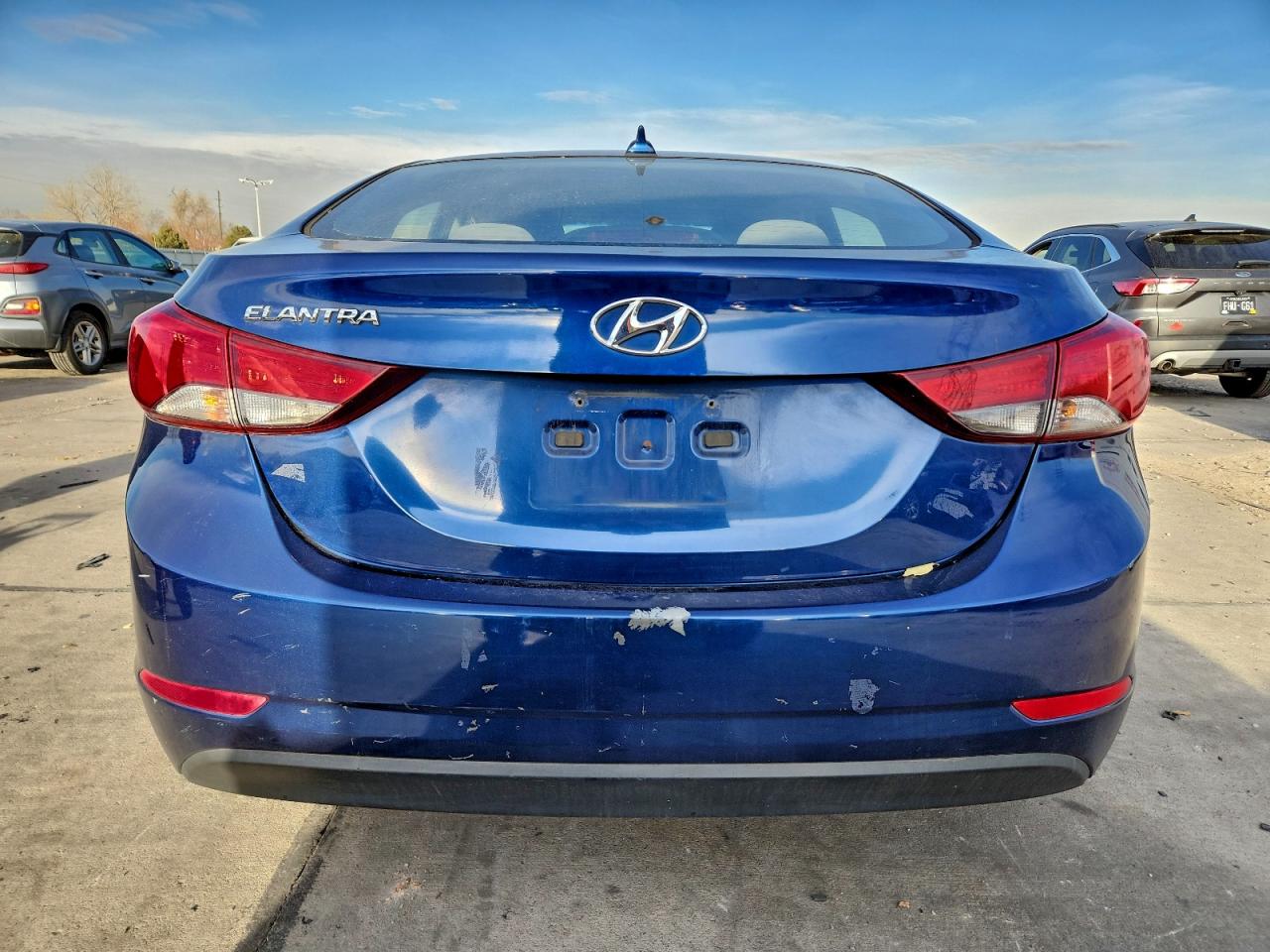 2016 Hyundai Elantra Se VIN: 5NPDH4AE1GH700411 Lot: 94810455