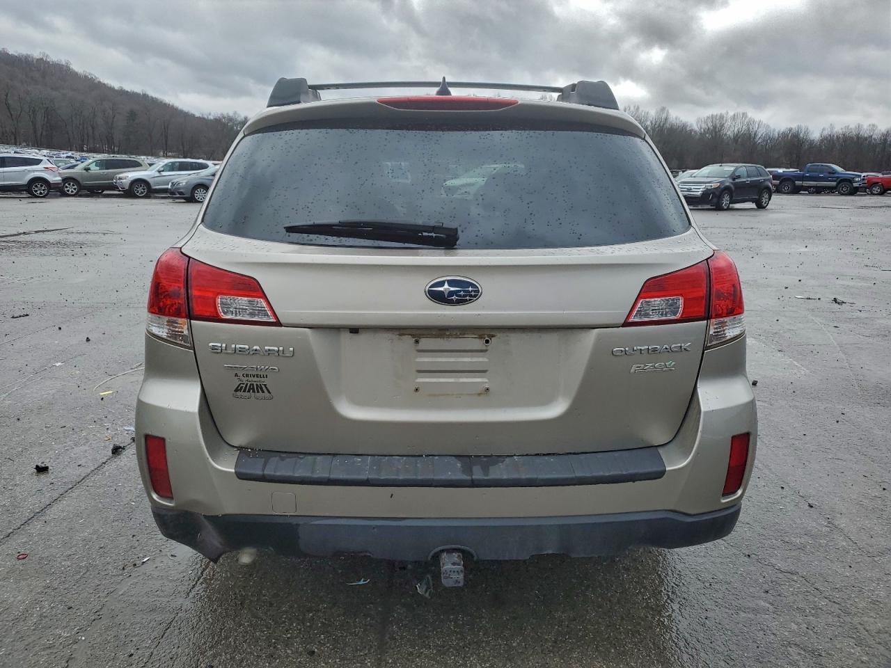 2014 Subaru Outback 2.5I Premium VIN: 4S4BRBDC6E3276697 Lot: 94358685
