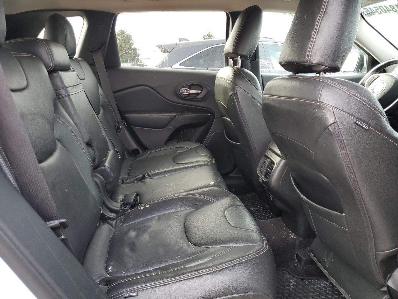 2016 Jeep Cherokee Latitude VIN: 1C4PJMCB4GW277046 Lot: 91840545