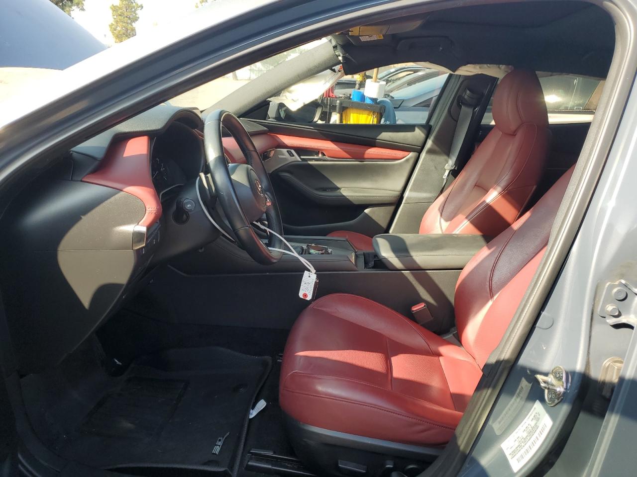 2021 Mazda 3 Premium VIN: JM1BPAML3M1347188 Lot: 90611385