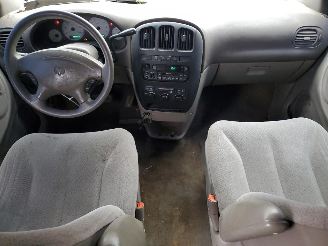 2003 Dodge Grand Caravan Sport VIN: 2D4GP44343R115896 Lot: 92740385