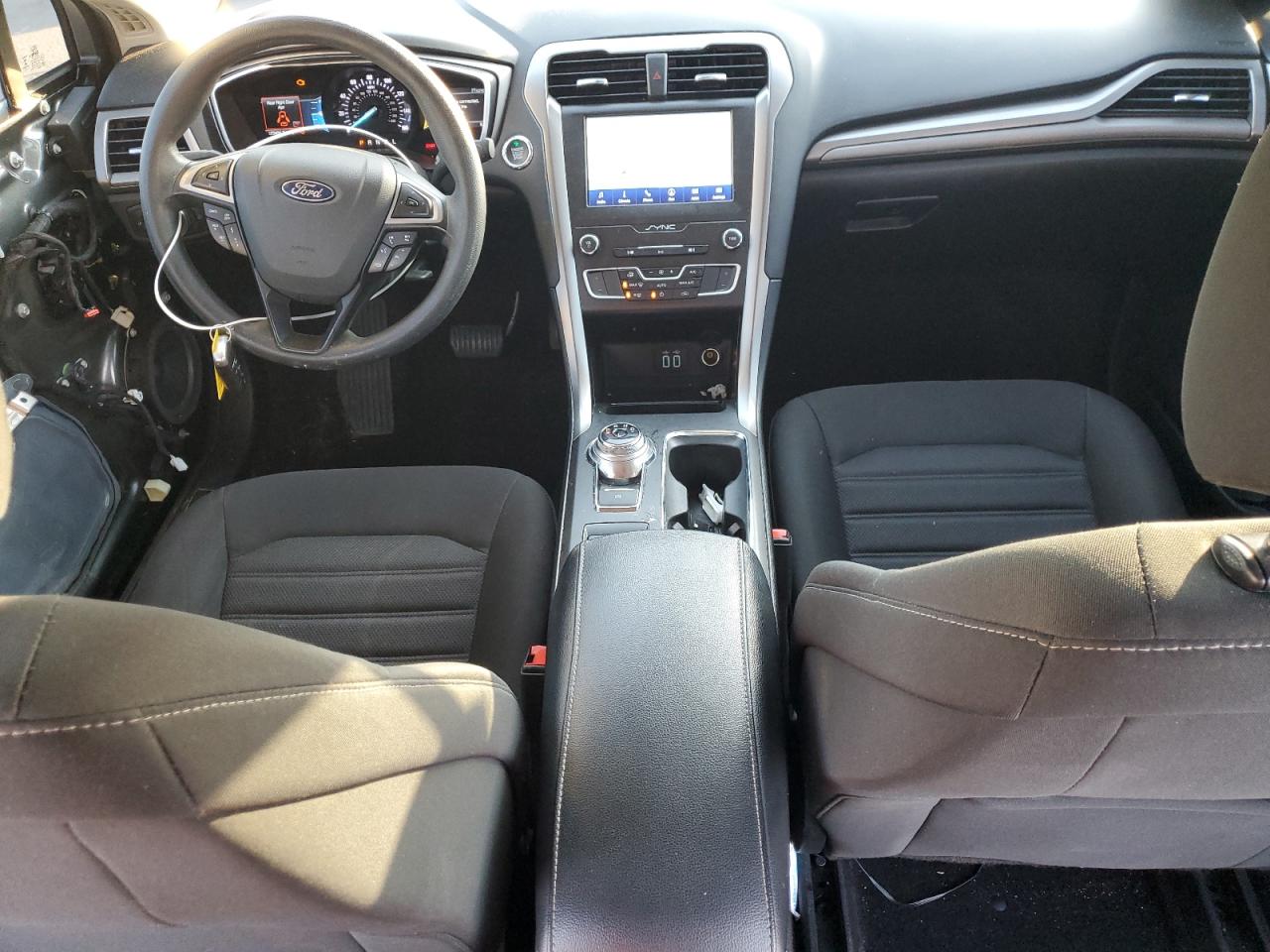 2020 Ford Fusion Se VIN: 3FA6P0HD7LR104900 Lot: 92011835