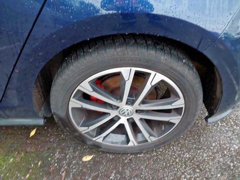 2017 VOLKSWAGEN GOLF 2.0 TDI R-LINE 5DR DSG