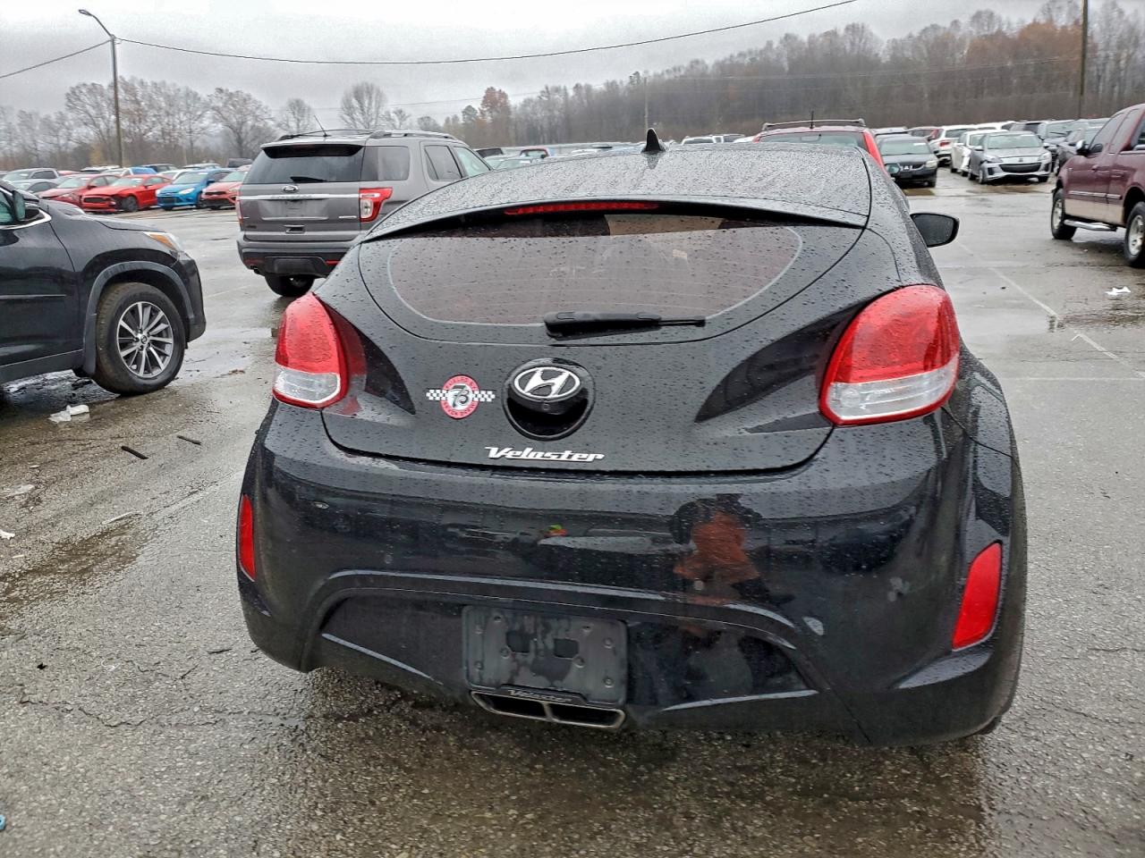 2013 Hyundai Veloster VIN: KMHTC6AD7DU164705 Lot: 93699915