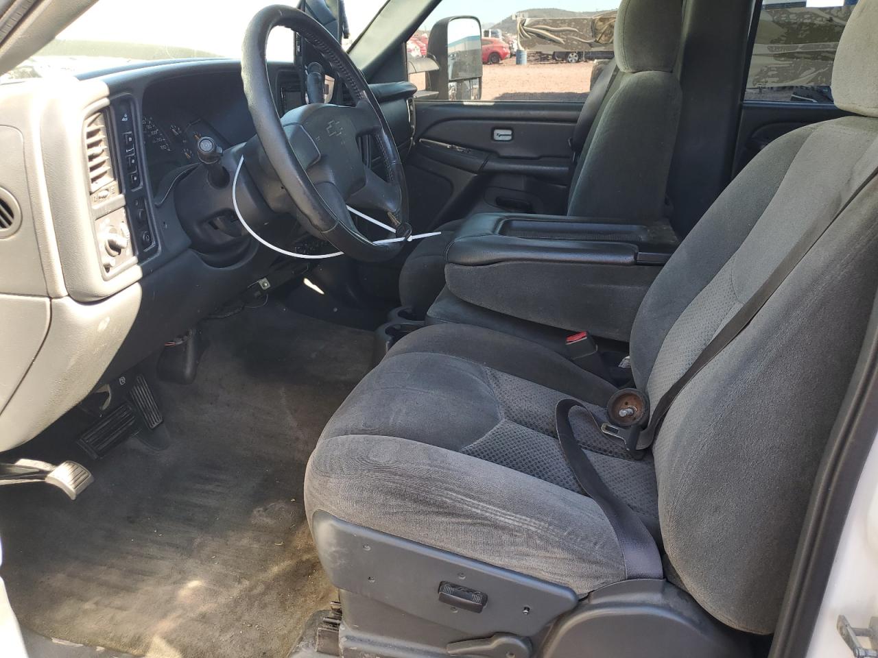 2004 Chevrolet Silverado K2500 Heavy Duty VIN: 1GCHK23244F187428 Lot: 91481195