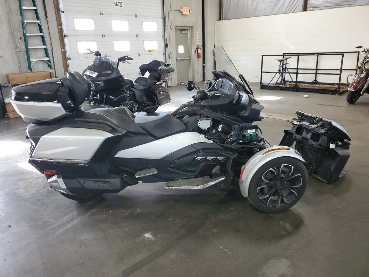 2022 Can-Am Spyder Roadster Rt