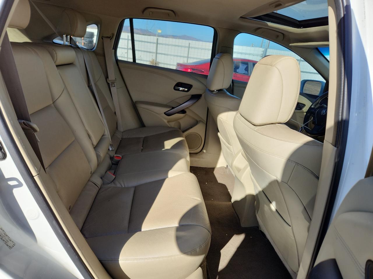 2015 Acura Rdx VIN: 5J8TB4H38FL010992 Lot: 91739095