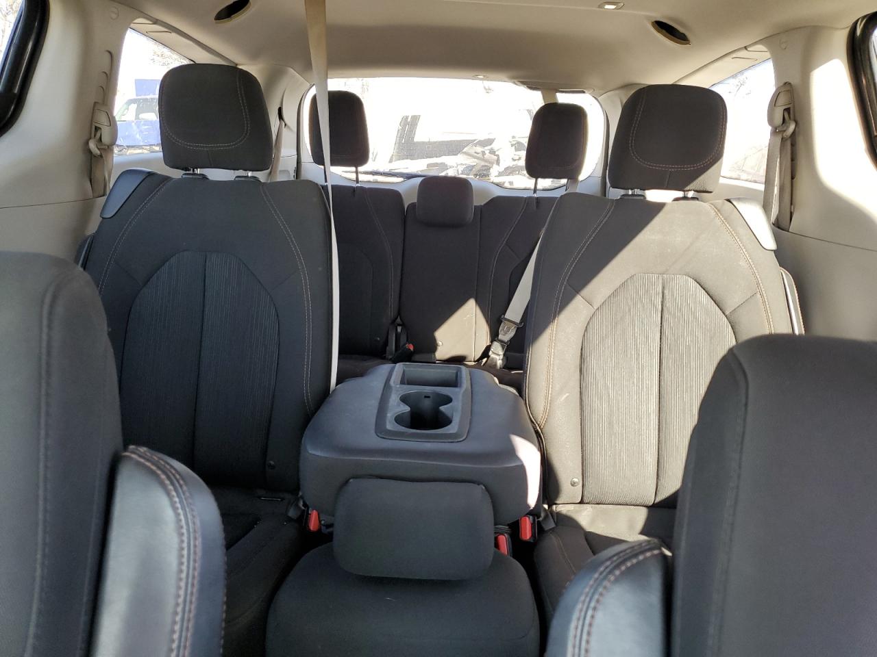 2018 Chrysler Pacifica Touring Plus VIN: 2C4RC1FG1JR123273 Lot: 92707575