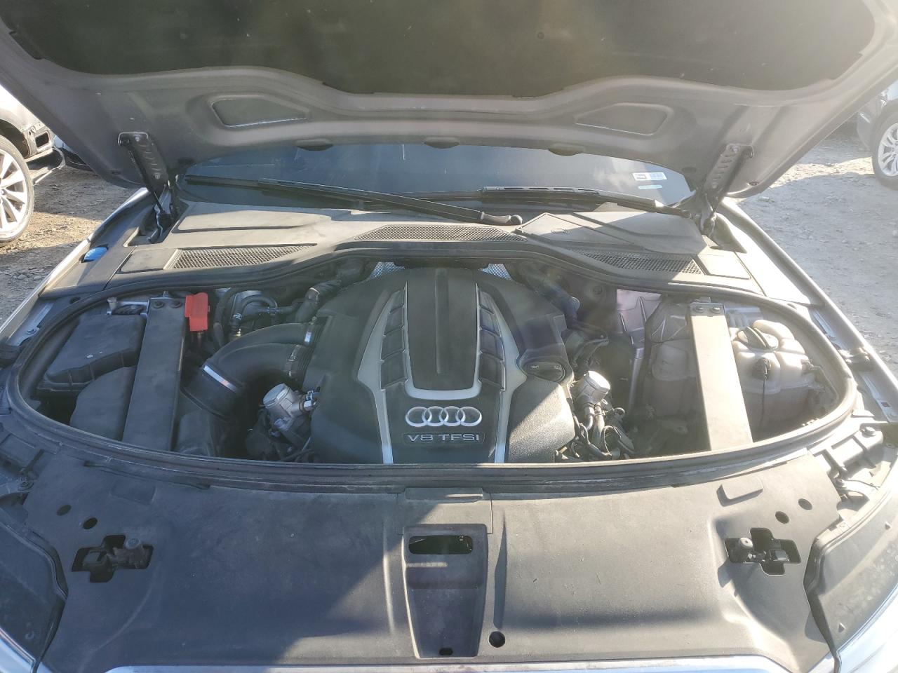 2015 Audi A8 Quattro VIN: WAUJ2AFD1FN024525 Lot: 92806925