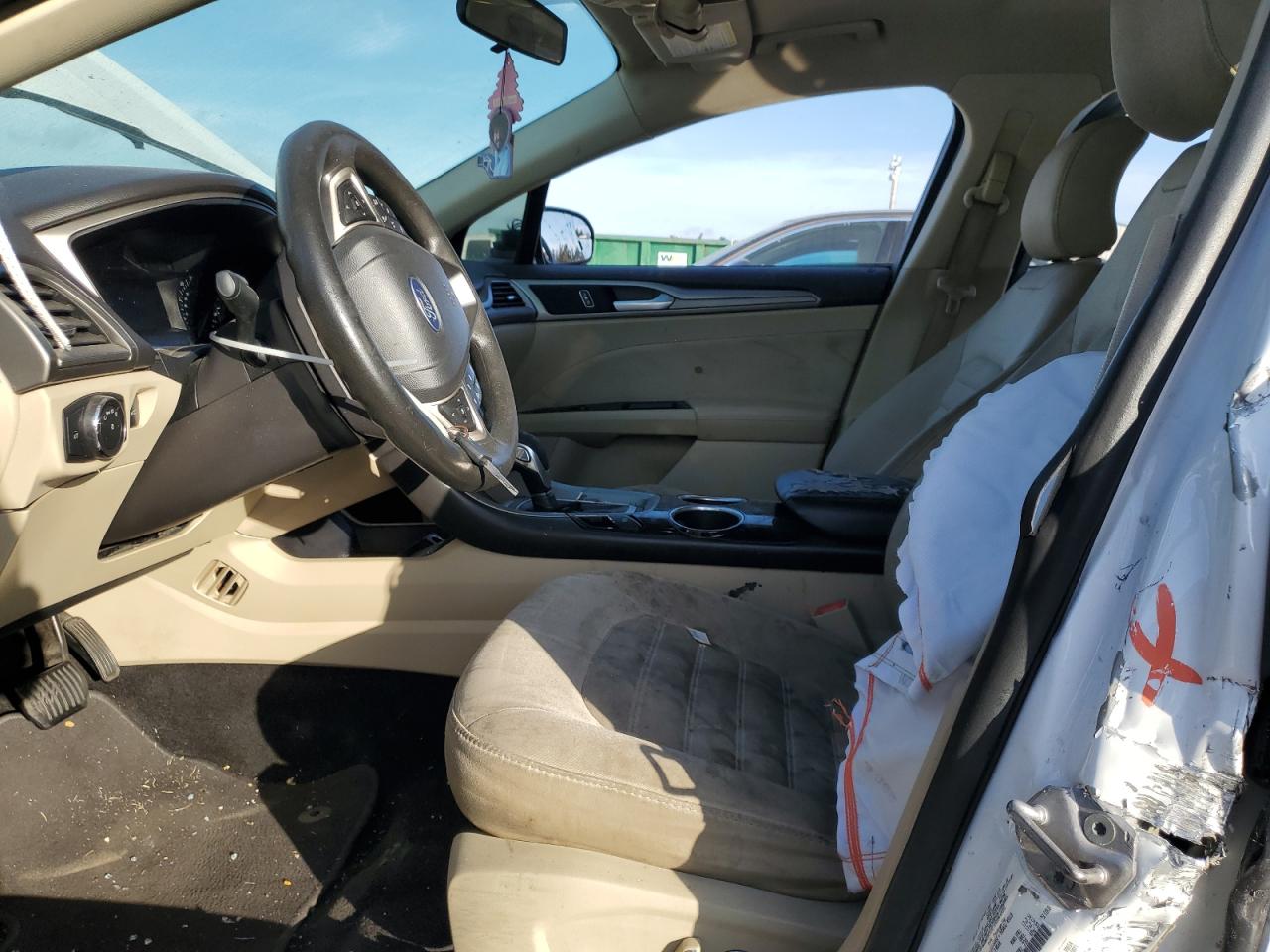 2014 Ford Fusion Se VIN: 3FA6P0H77ER104408 Lot: 92835405