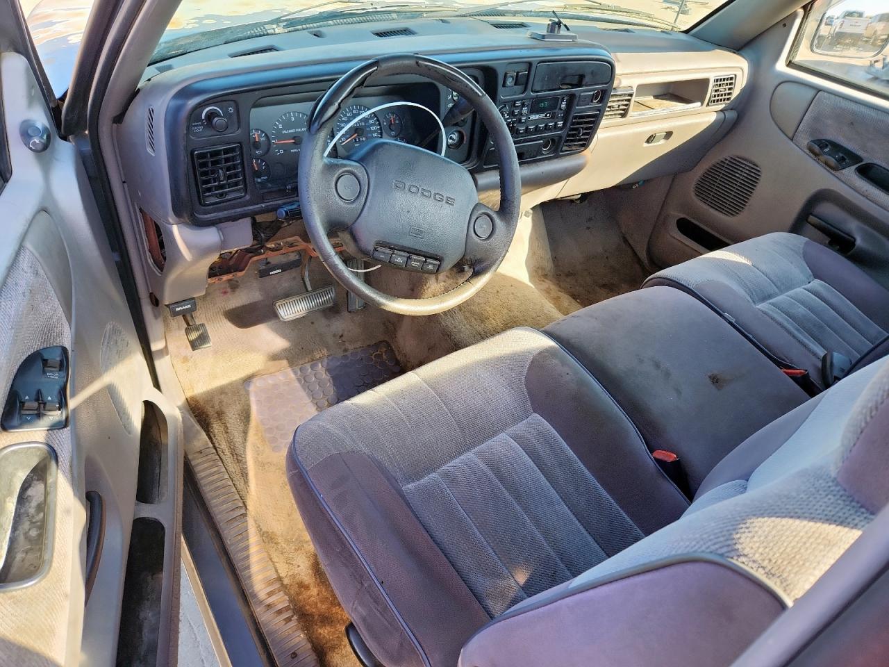 1995 Dodge Ram 1500 VIN: 1B7HC16Y5SS205978 Lot: 91610455