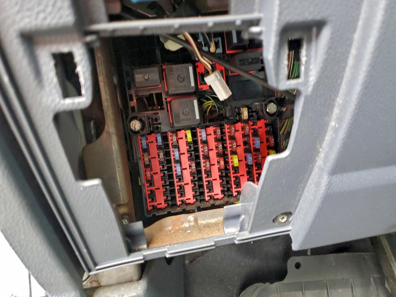 2010 Ford Transit Refrigerated Van VIN: NM0LS7BN0AT019363 Lot: 93922175