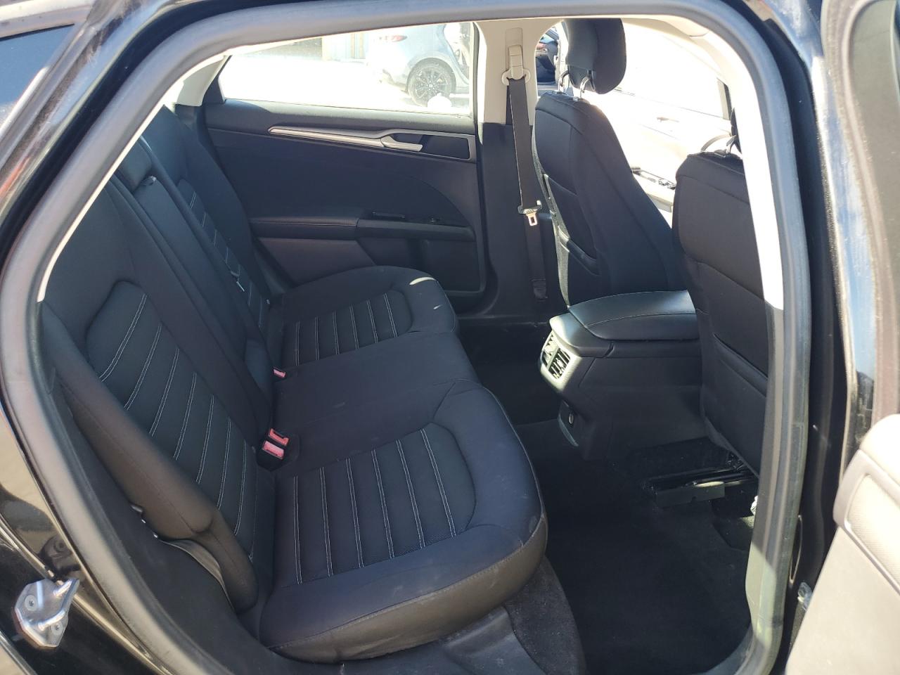 2015 Ford Fusion Se VIN: 3FA6P0H76FR153133 Lot: 92497595