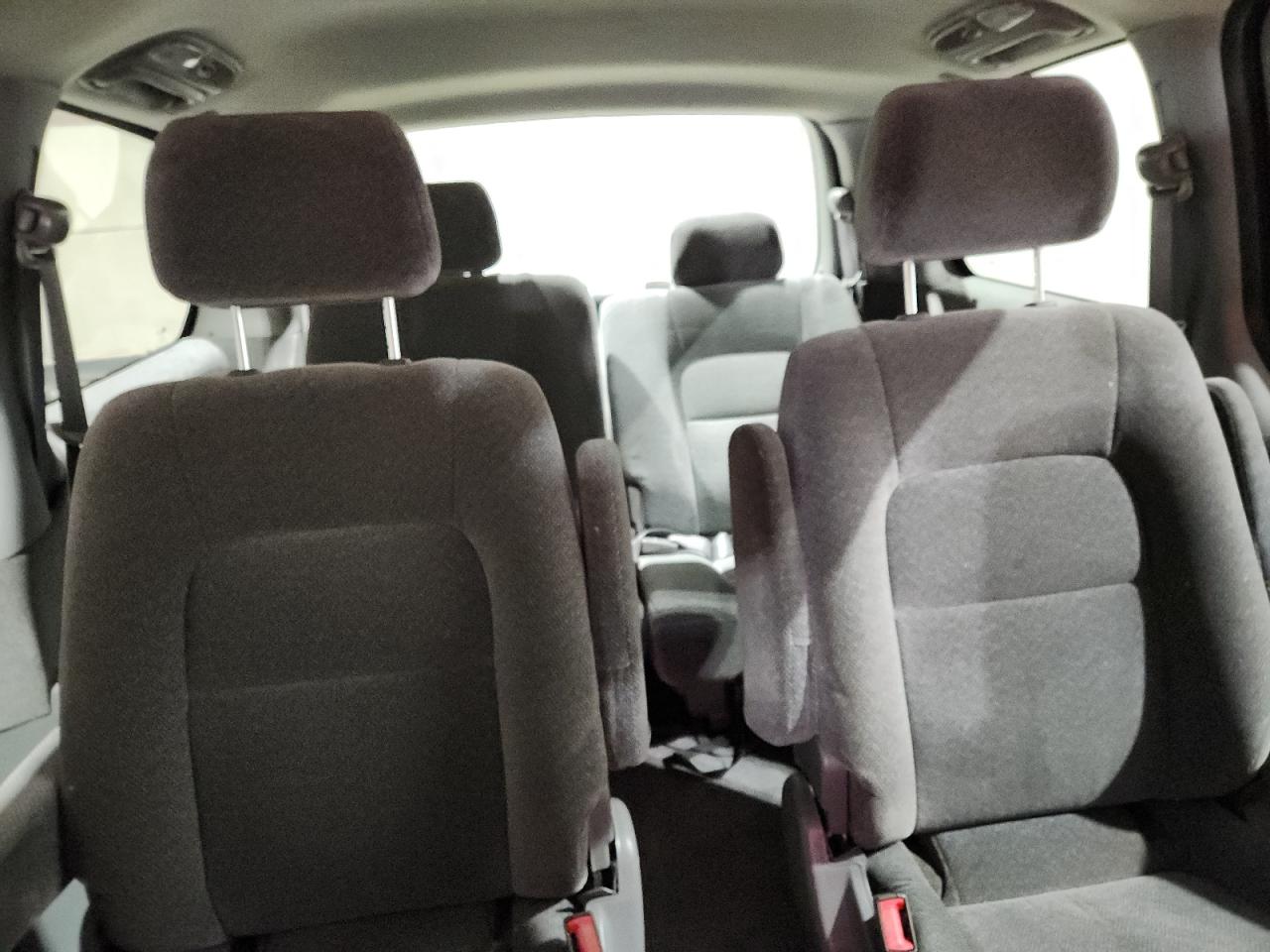 2003 Kia Sedona Ex VIN: KNDUP131436378198 Lot: 92449685