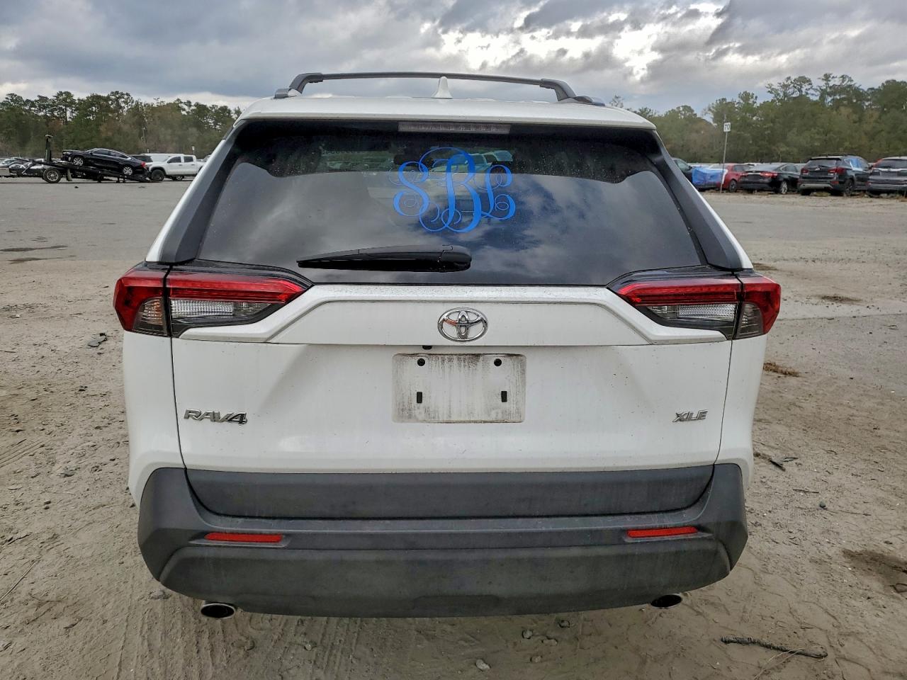 2022 Toyota Rav4 Xle VIN: 2T3W1RFV8NC186941 Lot: 93996545