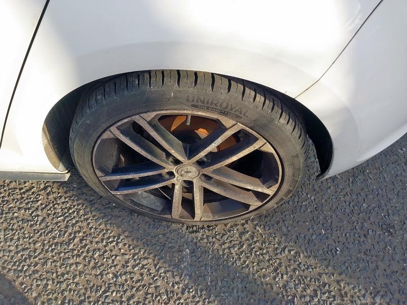 2015 VOLKSWAGEN GOLF