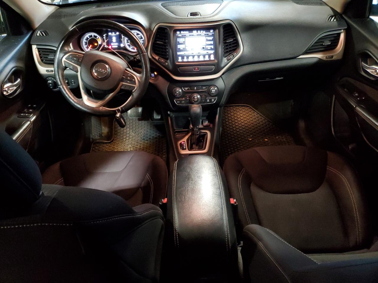 2016 Jeep Cherokee Latitude VIN: 1C4PJLCB4GW114102 Lot: 92234515