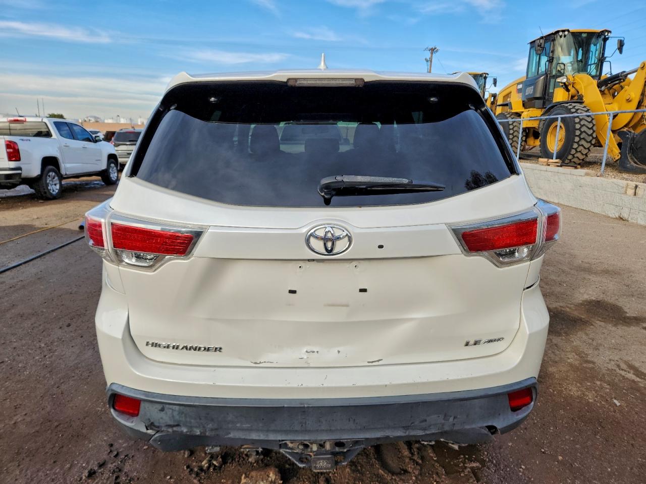 2014 Toyota Highlander Le VIN: 5TDBKRFH7ES021310 Lot: 94091635