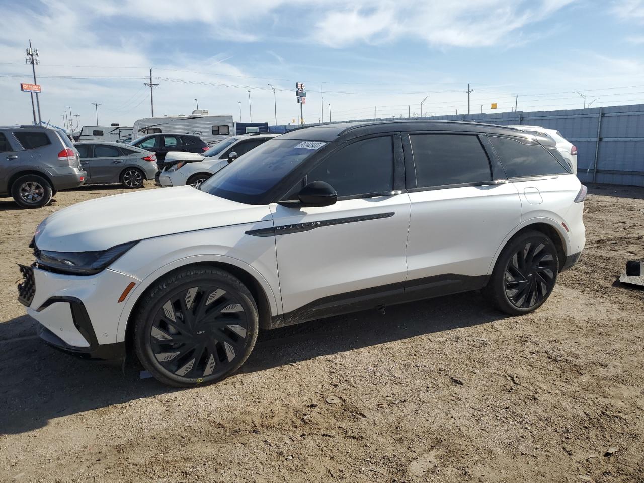 2024 Lincoln Nautilus Reserve