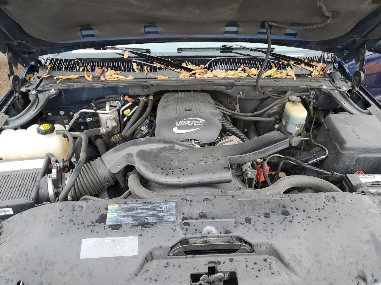 2002 Chevrolet Tahoe K1500 VIN: 1GNEK13Z52J104763 Lot: 93609105