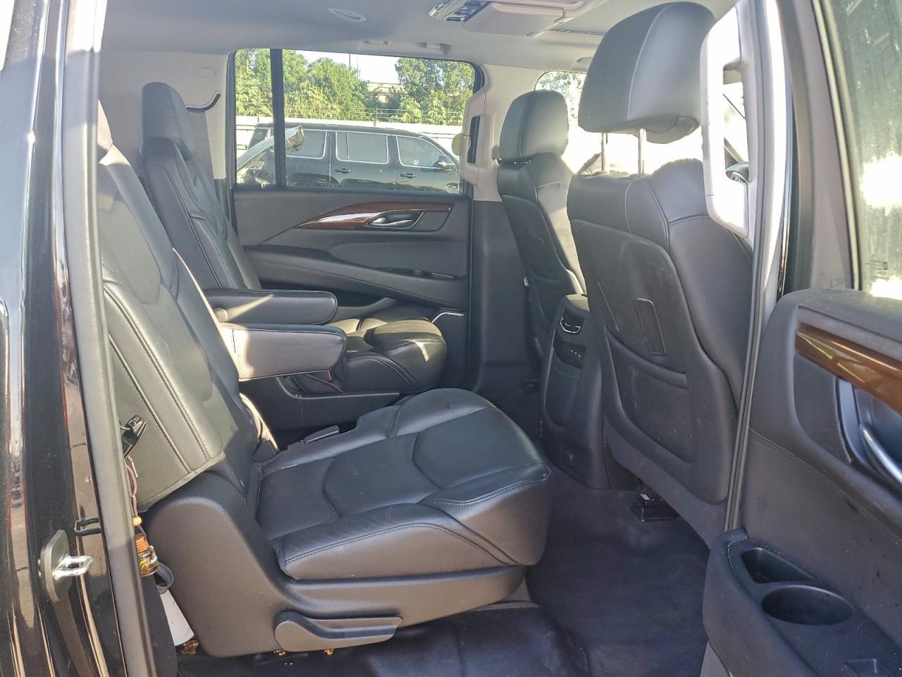 2020 Cadillac Escalade Esv Premium Luxury VIN: 1GYS4JKJ5LR235383 Lot: 94103625