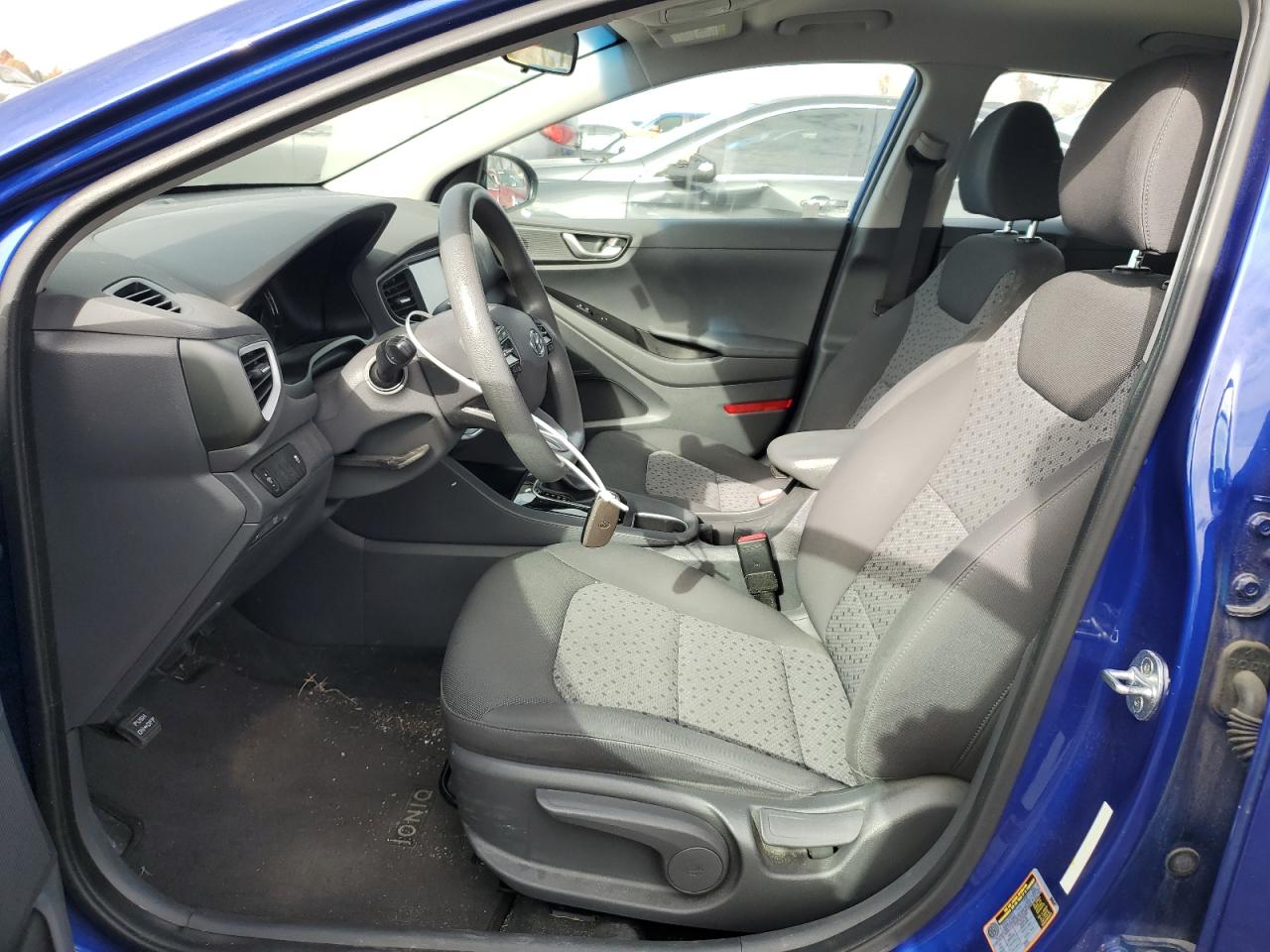 2019 Hyundai Ioniq Blue VIN: KMHC65LC2KU115673 Lot: 92945675