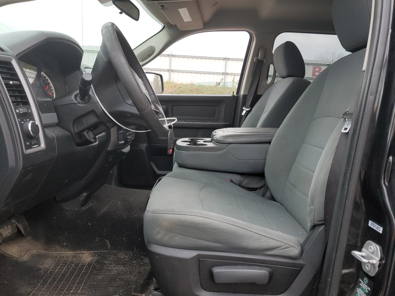 2017 Ram 1500 St VIN: 1C6RR7KTXHS552349 Lot: 90860175