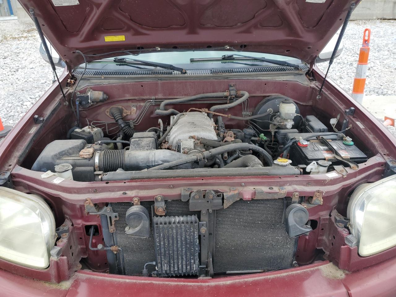 2004 Toyota Tundra Double Cab Sr5 VIN: 5TBDT44104S440038 Lot: 92111975