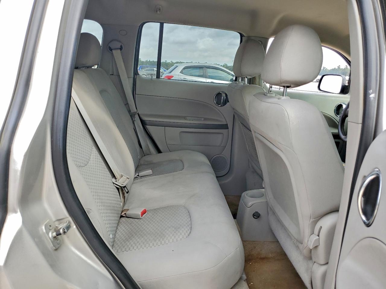 2008 Chevrolet Hhr Ls VIN: 3GNDA13D18S623447 Lot: 94097165