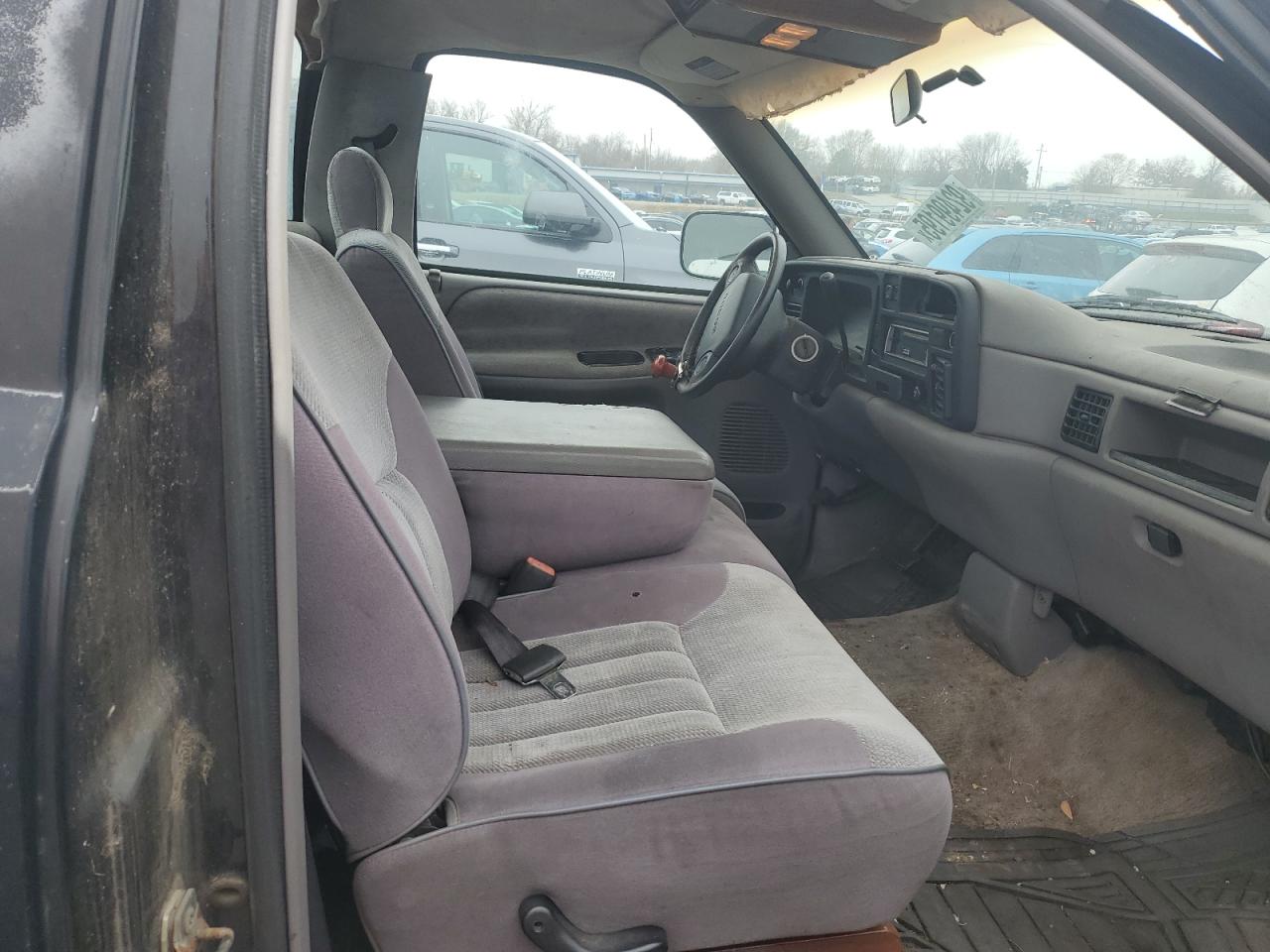 1995 Dodge Ram 1500 VIN: 1B7HC16Z4SS386211 Lot: 92499195