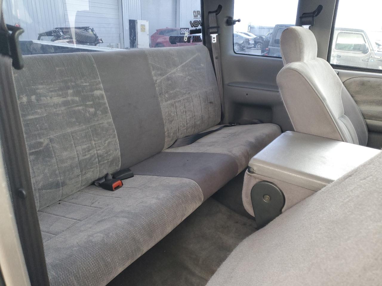 1996 Dodge Ram 1500 VIN: 1B7HF13Y8TJ156701 Lot: 92047135